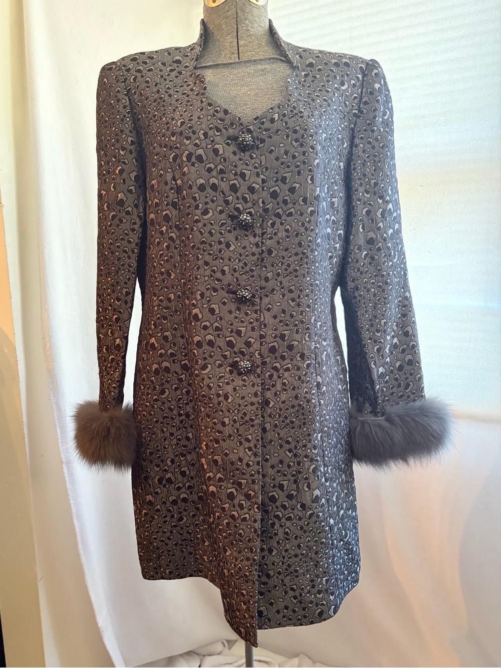 Vintage 90s Carissimo jacquard long-line jacket with detachable faux fur cuffs
